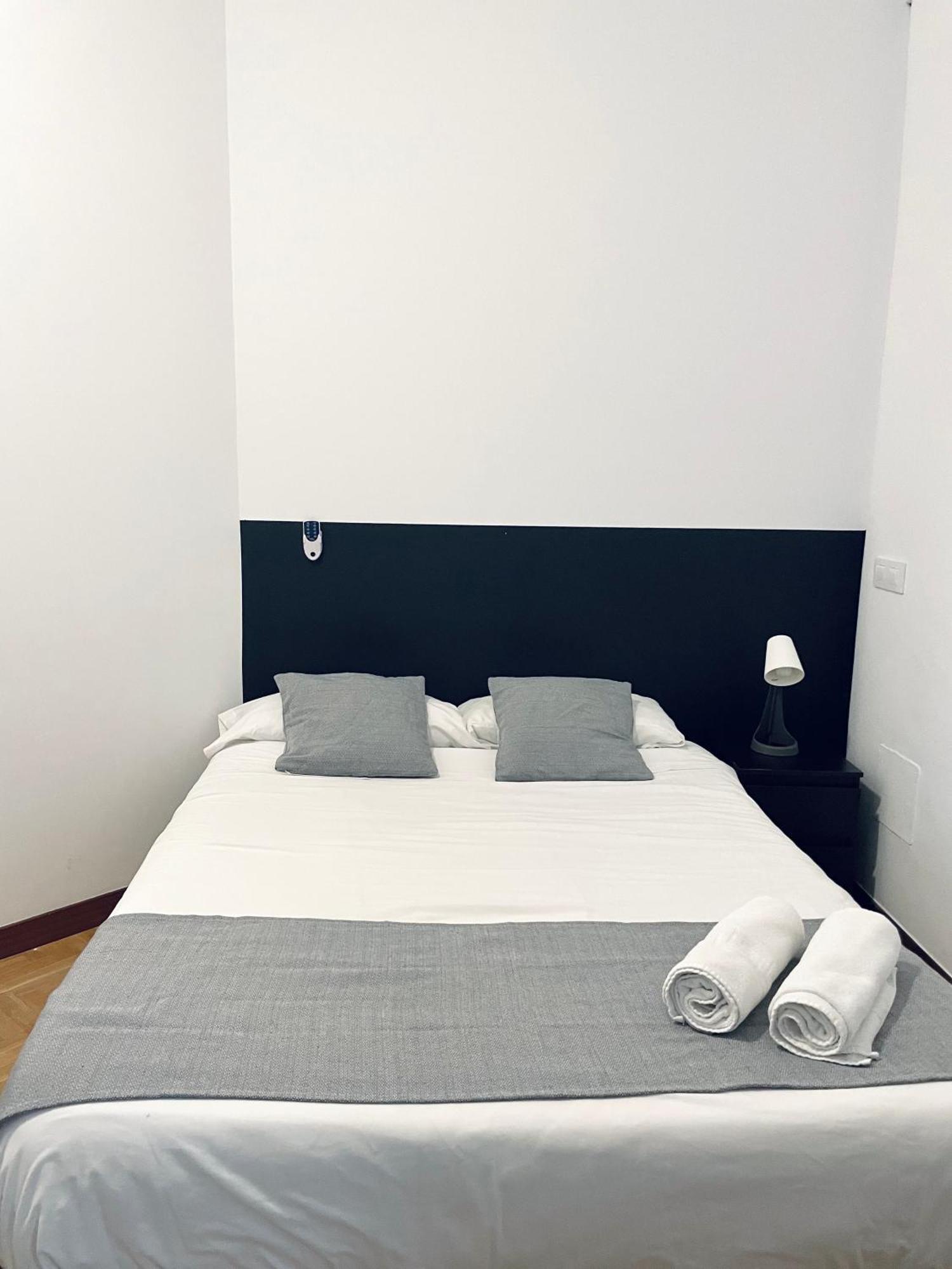Ibiza Habitaciones Madrid Exterior photo