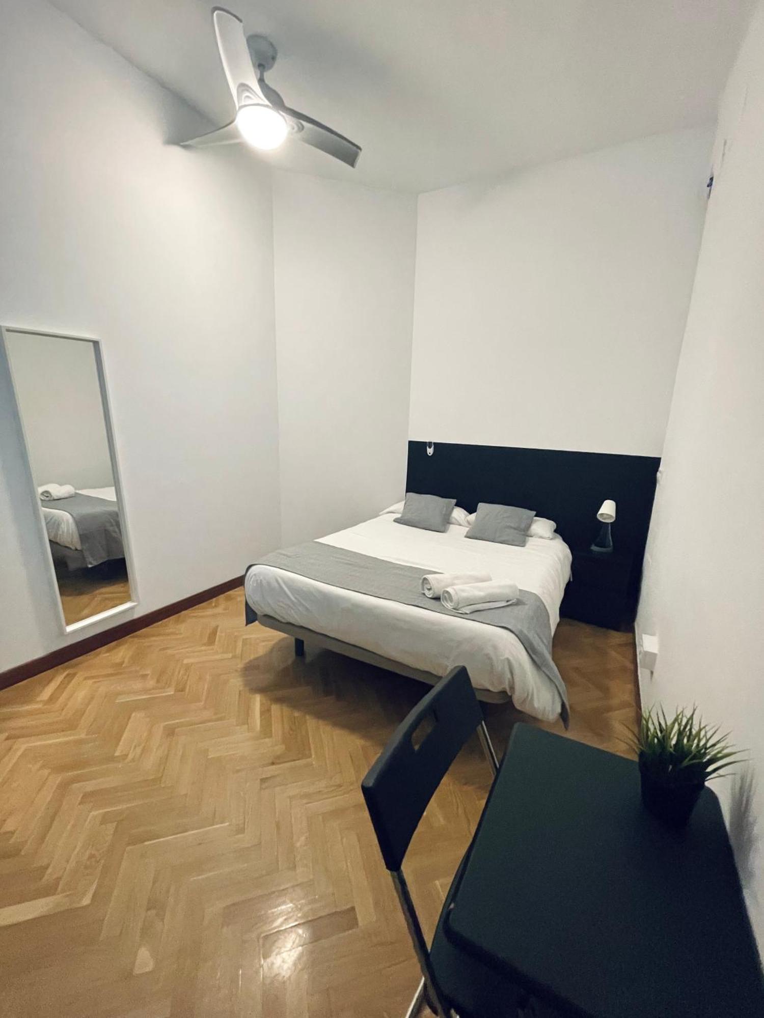 Ibiza Habitaciones Madrid Exterior photo