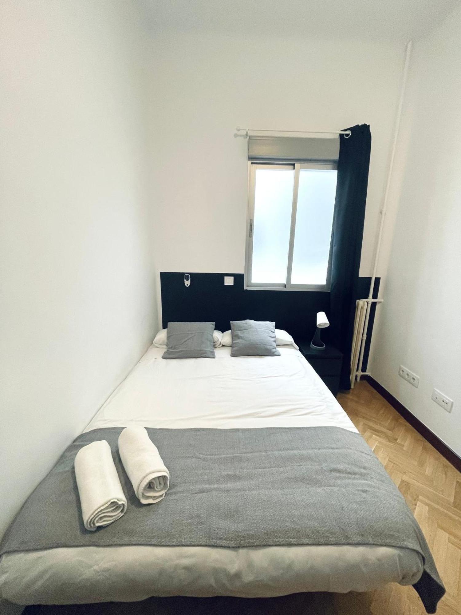 Ibiza Habitaciones Madrid Exterior photo